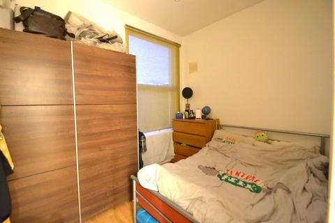 1 bedroom flat to rent, BEAUTIFUL OPEN PLAN FLAT WITH WOOD FLOORS