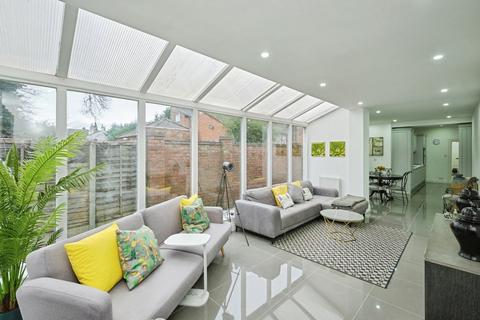 Reservoir Retreat, Birmingham, B16