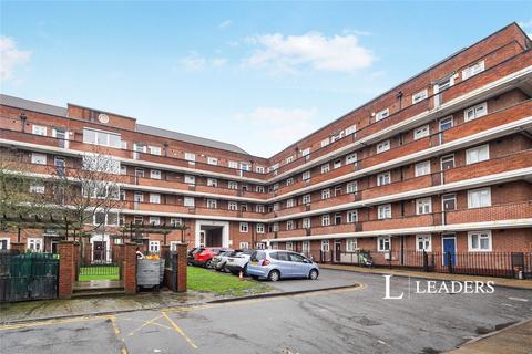 3 bedroom flat to rent, Pakington House Stockwell Gardens Estate, London, SW9