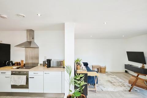 1 bedroom flat for sale, Waterfront Walk, Birmingham, West Midlands, B1