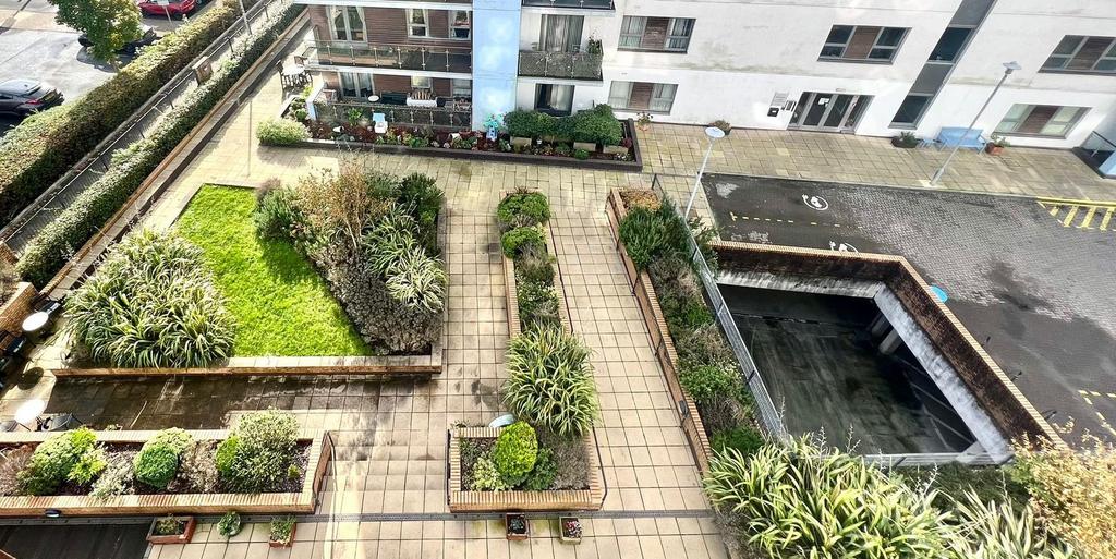 Garden and parking.jpg