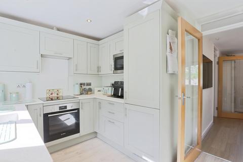 2 bedroom terraced house for sale, Kingsdale Court, Broadway, Worcestershire, WR12
