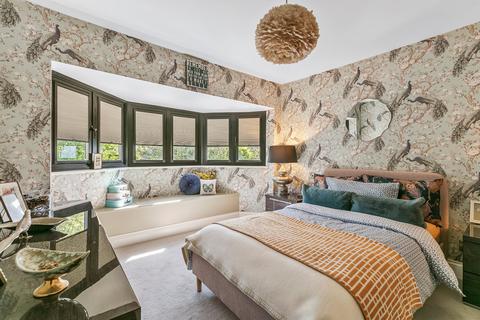 3 bedroom detached house for sale, Southway, Manor Park, Burley in Wharfedale, Ilkley, LS29