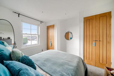 4 bedroom property for sale, Bashley Cross Road, New Milton, BH25