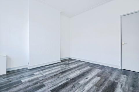2 bedroom terraced house for sale, Drayton Road, Smethwick, West Midlands, B66
