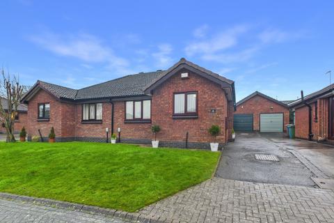 2 bedroom semi-detached bungalow for sale, Apple Croft, Skidby, Cottingham, HU16 5UG
