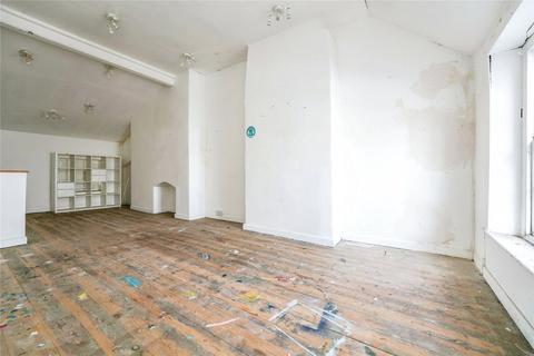 undefined, High Street, Cheltenham, Gloucestershire, GL50