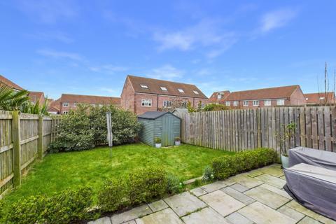 3 bedroom semi-detached house for sale, Hodgson Close, Cottingham, HU16 5DD