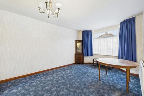 3 bedroom semi-detached house for sale, Golf Links Road, Hull,  HU6 8RB
