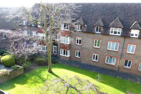 1 bedroom flat for sale, Birnbeck Court Finchely Road NW11 6BB