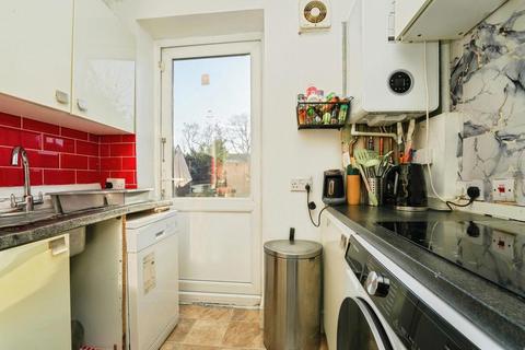 2 bedroom maisonette for sale, Hawthorn Road, Cheltenham, Gloucestershire, GL51
