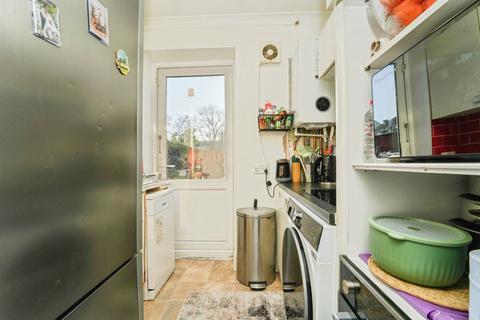 2 bedroom maisonette for sale, Hawthorn Road, Cheltenham, Gloucestershire, GL51