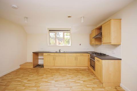 2 bedroom flat for sale, Townsend Close, Dursley, Gloucestershire, GL11