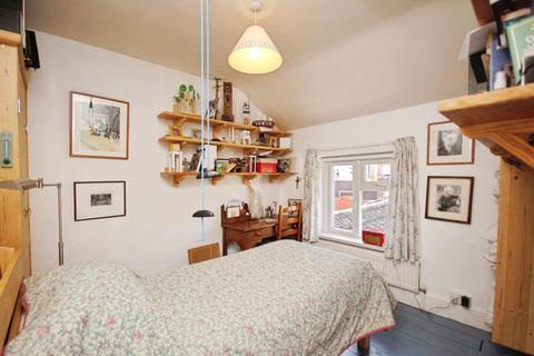 2 bedroom end of terrace house for sale, Lower Poole Road, Dursley, Gloucestershire, GL11
