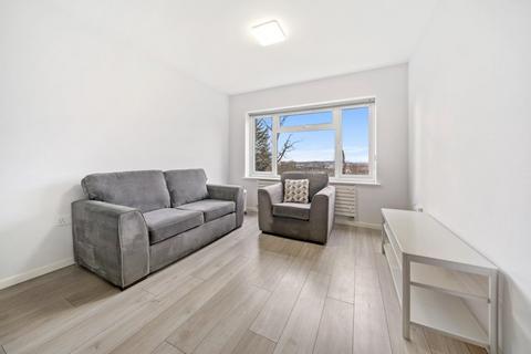 2 bedroom flat to rent, Sunnyfields Road, London NW4
