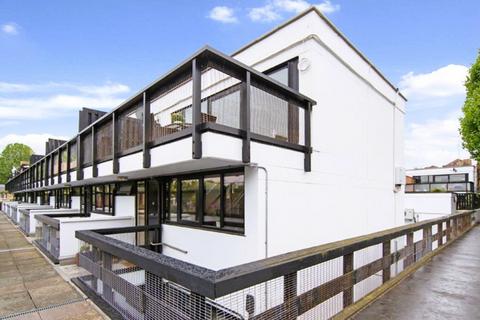 Dunboyne Road, Belsize Park, London, NW3
