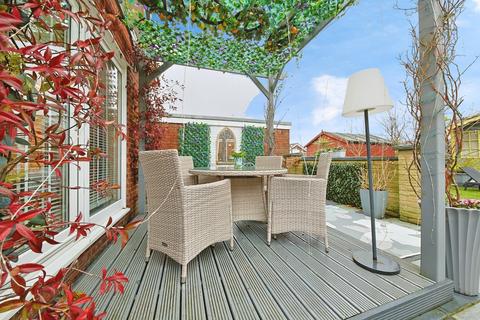 undefined, Bowmandale, Barton-Upon-Humber, Lincolnshire, DN18 5EE