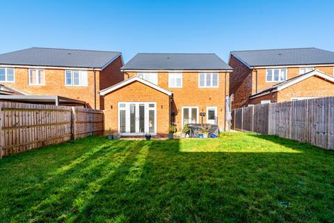 undefined, Harvard Grove, Haddenham, Aylesbury, Buckinghamshire, HP17