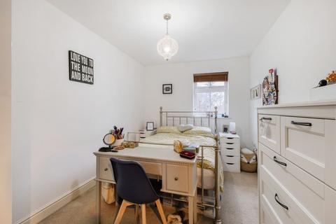 2 bedroom apartment for sale, Virginia Water, Surrey