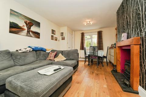 3 bedroom end of terrace house for sale, Heathfield Road, Norton, Evesham, Worcestershire, WR11