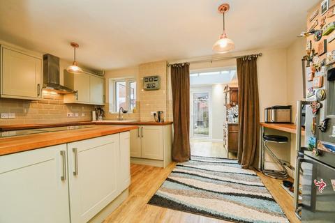 4 bedroom detached house for sale, Falkland Road, Evesham, WR11