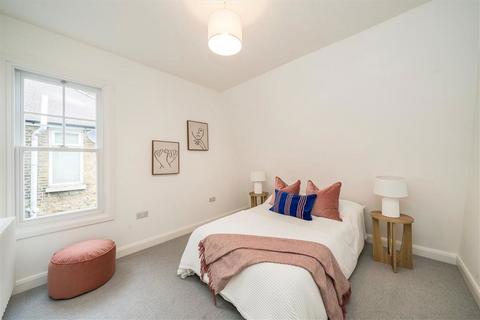 undefined, Manor Lane, London SE12