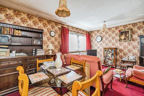 2 bedroom flat for sale, Hill Street, HALESOWEN, West Midlands, B63