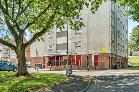 2 bedroom flat for sale, Hill Street, HALESOWEN, West Midlands, B63