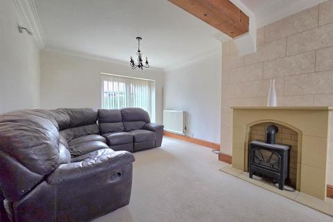 3 bedroom end of terrace house for sale, Badminton Road, Matson, Gloucester