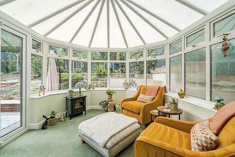 4 bedroom detached house for sale, Long Lane, HALESOWEN, West Midlands, B62
