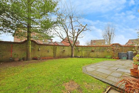 4 bedroom detached house for sale, Chestnut Rise, Barrow-Upon-Humber, Lincolnshire, DN19 7SG