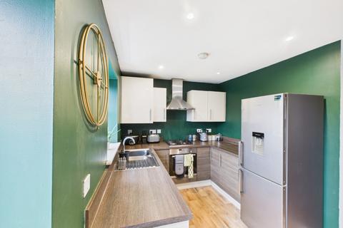 3 bedroom semi-detached house for sale, Markeaton Park, Kingswood, Hull,  HU7 3GR