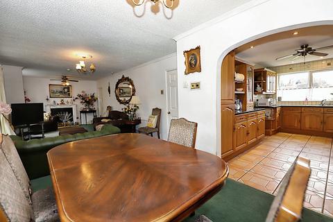 4 bedroom detached house for sale, Osprey Park Drive, Kidderminster, DY10