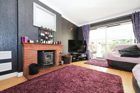 2 bedroom bungalow for sale, Vaughan Road, Cleobury Mortimer, Kidderminster, Shropshire, DY14
