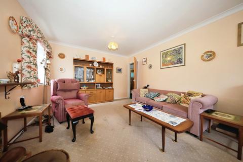 2 bedroom bungalow for sale, Harriers Green, Kidderminster, Worcestershire, DY10