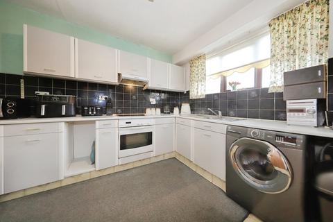 3 bedroom semi-detached house for sale, Comberton Park Road, KIDDERMINSTER, Worcestershire, DY10