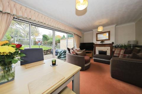 3 bedroom semi-detached house for sale, Comberton Park Road, KIDDERMINSTER, Worcestershire, DY10