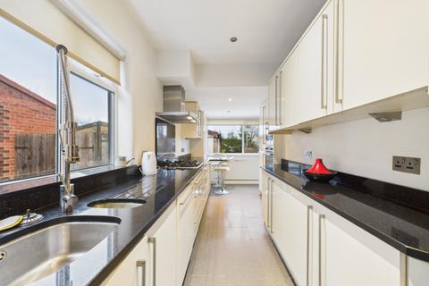 3 bedroom semi-detached house for sale, Legarde Avenue, Hull, HU4 6AP