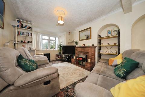 3 bedroom semi-detached house for sale, Neville Avenue, Kidderminster, Worcestershire, DY11