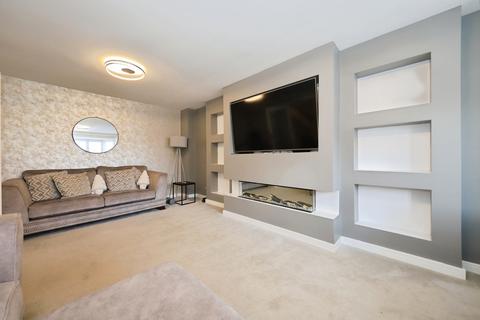 4 bedroom detached house for sale, Butler Best Way, Kidderminster, Worcestershire, DY10