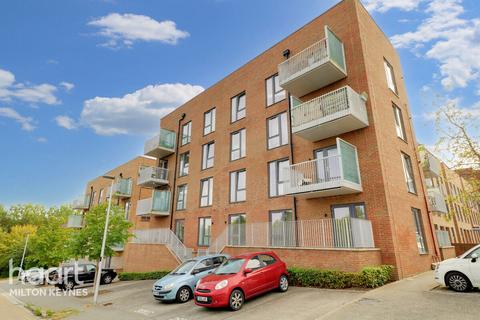 16 Henrietta Way, Milton Keynes