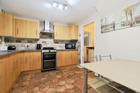 3 bedroom end of terrace house for sale, Abbey Road, Kidderminster, Worcestershire, DY11