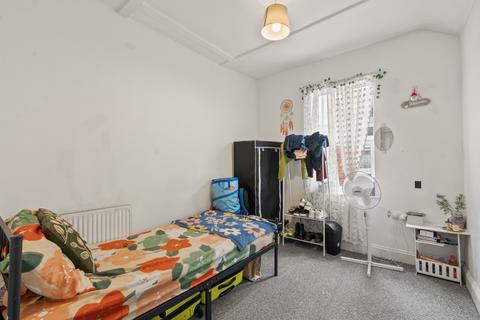 undefined, 11b Bromyard Terrace, Worcester, Worcestershire, WR2 5BZ