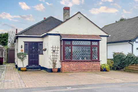 2 bedroom detached bungalow for sale, Strangman Avenue, Benfleet SS7
