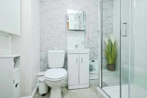 undefined, St. Annes Way, Kingstanding, Birmingham, B44