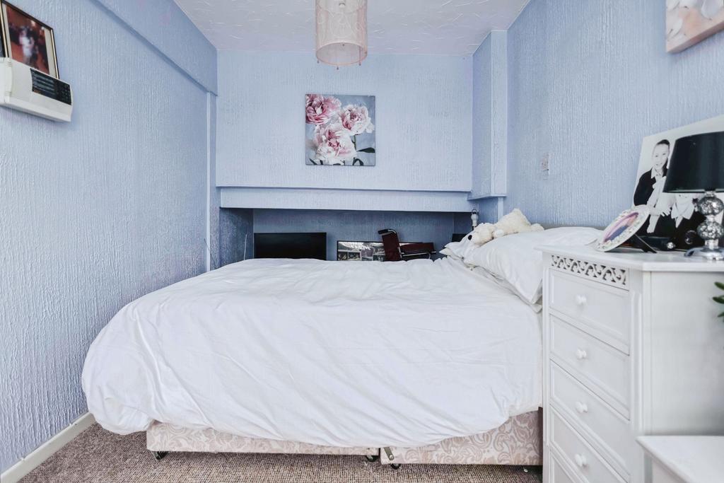 Study/Bedroom 4