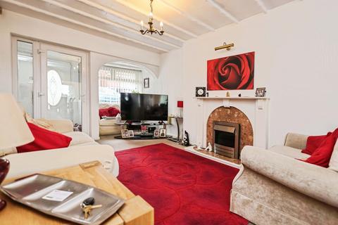4 bedroom semi-detached house for sale, Ipswich Crescent, Great Barr, Birmingham, B42