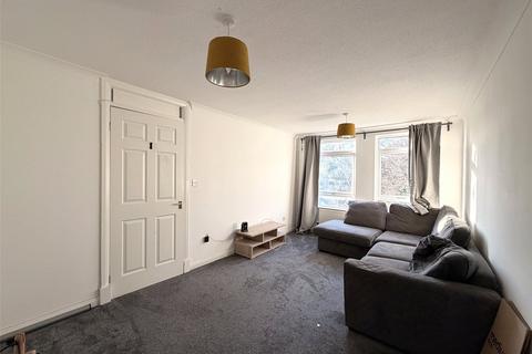 1 bedroom maisonette for sale, Lynfield Close, Birmingham, West Midlands, B38
