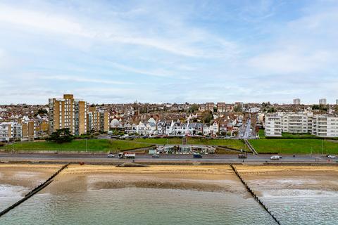 3 bedroom apartment for sale, Clifton Drive, Westcliff-on-sea, SS0