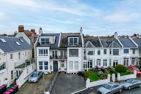 undefined, Clifton Drive, Westcliff-on-sea, SS0